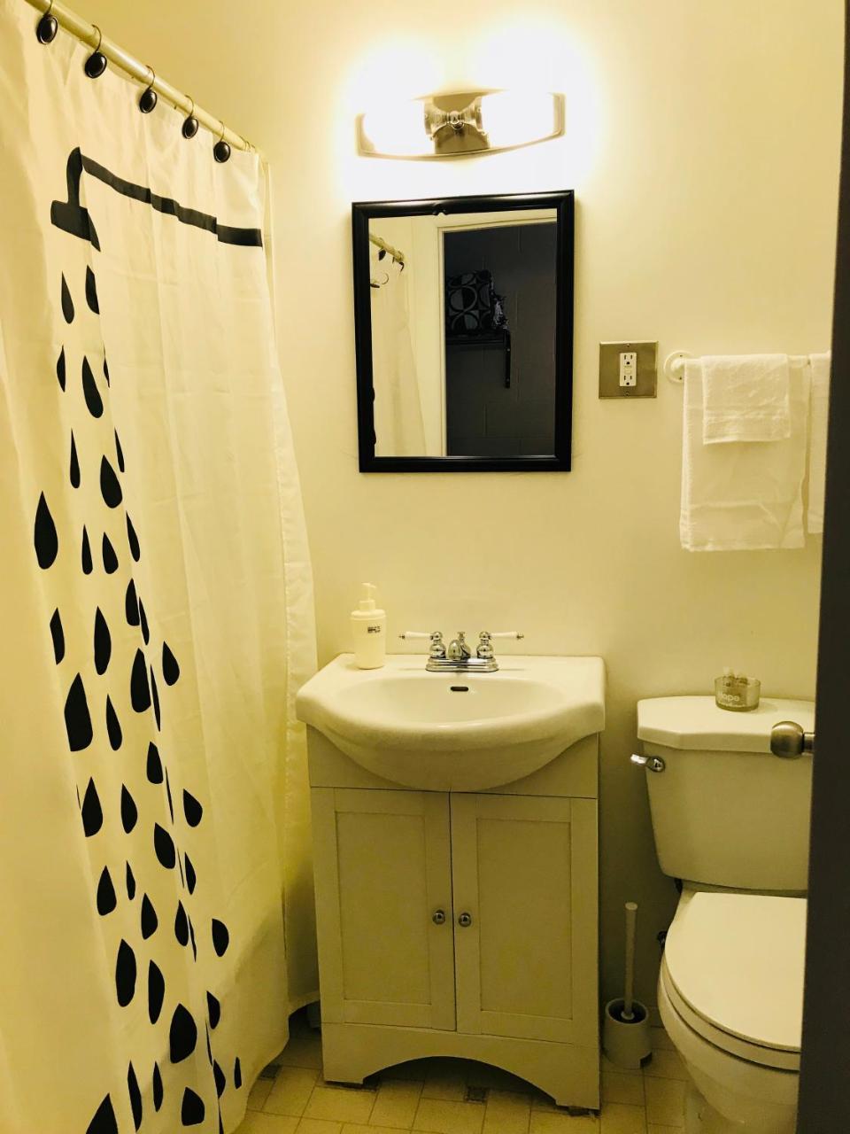 Manitou Motor Inn Extérieur photo